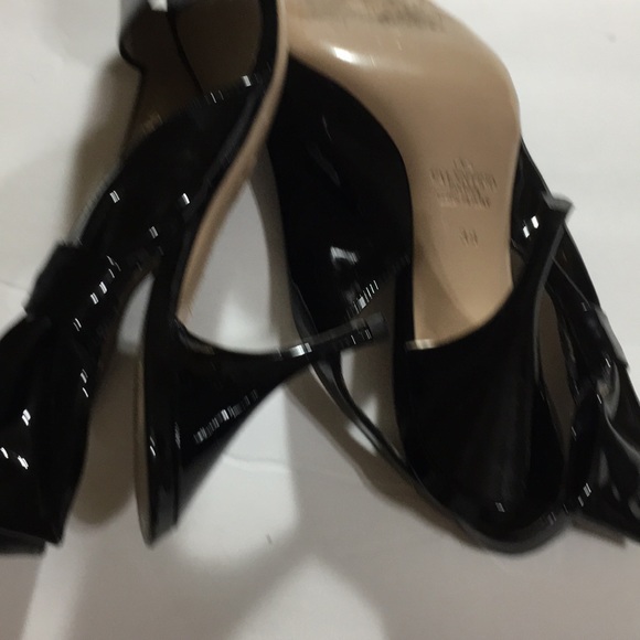 SOLD Valentino Garavani Black Patent Size 9M Heels - Picture 5 of 8